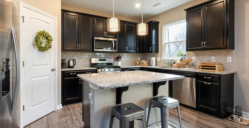 How Simplified Modular Kitchen Manufacturers in Noida Improve Your Cooking Workflow