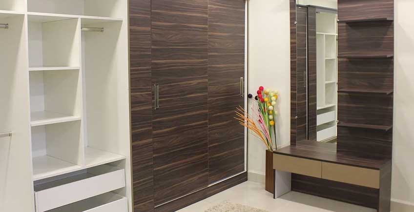 What Makes Modular Wardrobes Manufacturers Essential for Urban Homes